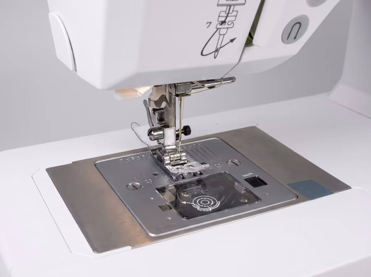 Yamata 5500E — Dettaglio area di cucito
